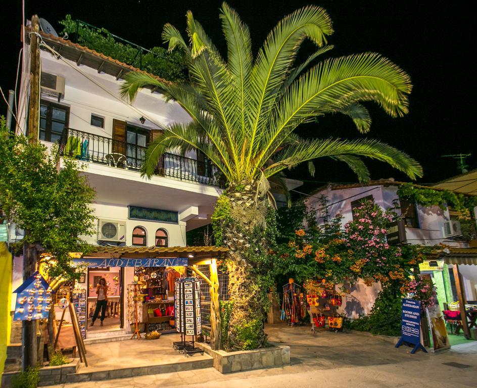 Pension Aldebaran Hotel Potos Bagian luar foto