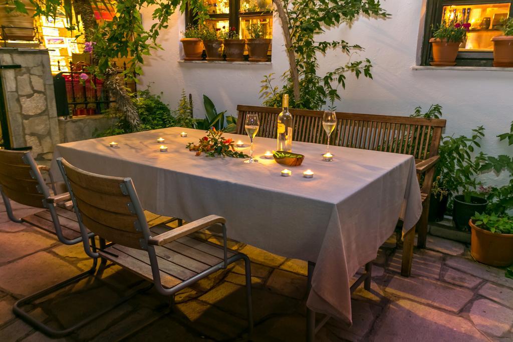 Pension Aldebaran Hotel Potos Bagian luar foto