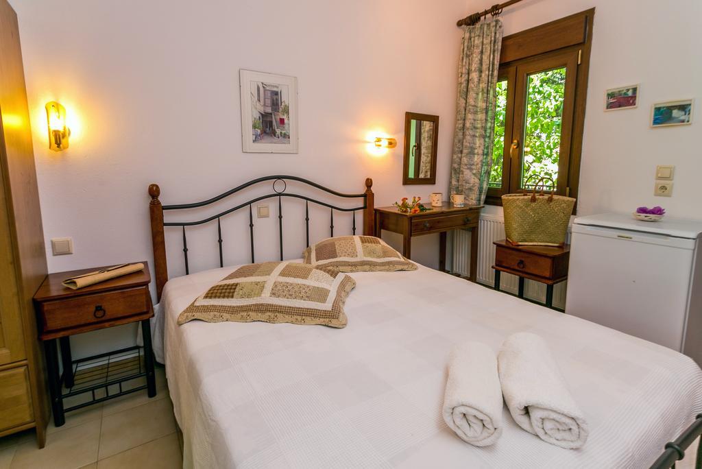 Pension Aldebaran Hotel Potos Ruang foto
